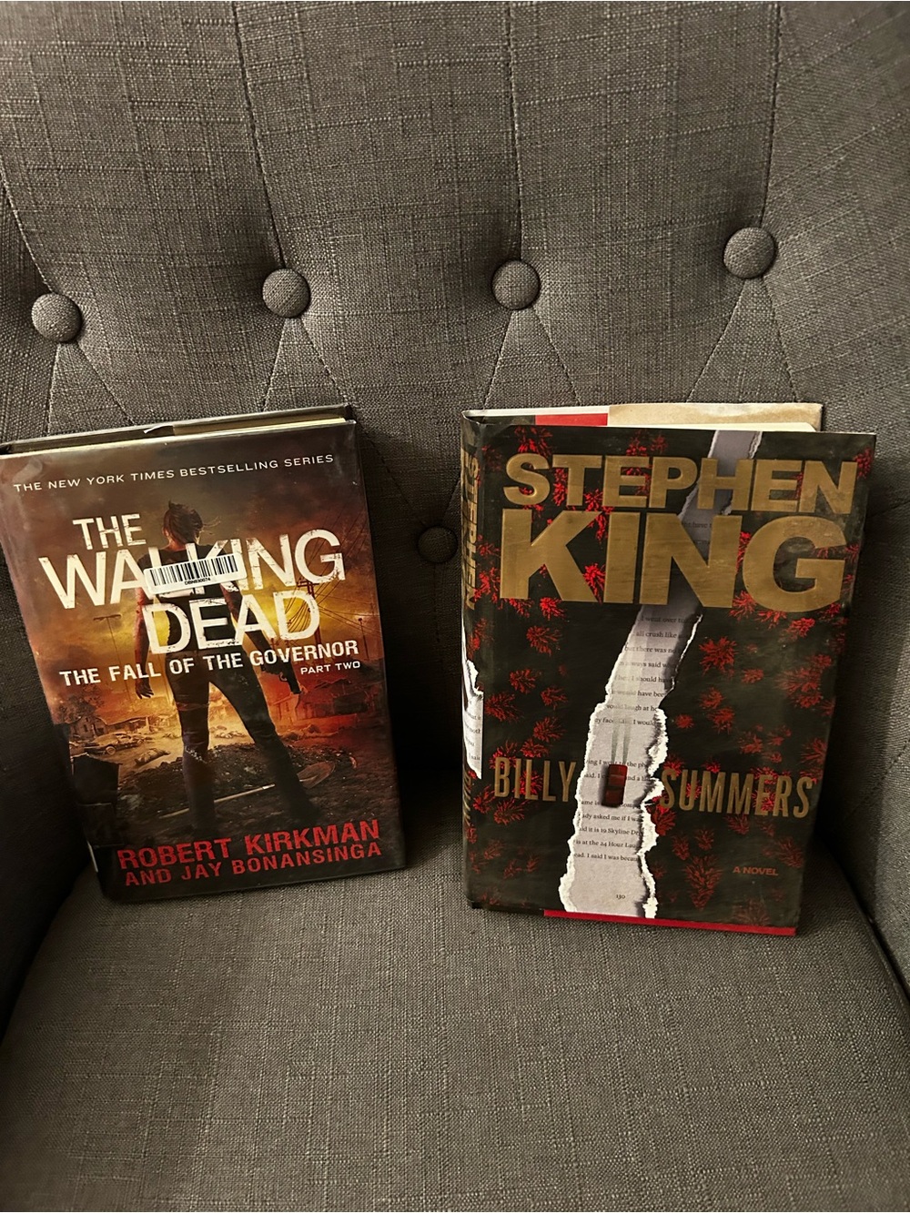 2 hardback books Stephen King Billy Summers & Robert Kirkman Waking Dead